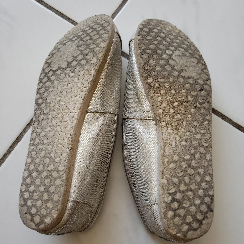 Girls 6 womens 7.5‎ sparkle glitter silver toms